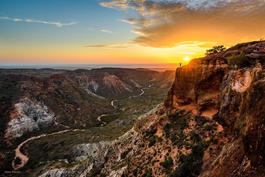 democratunity | Explore Charles Knife Canyon: Hike through the scenic Charles Knife Canyon