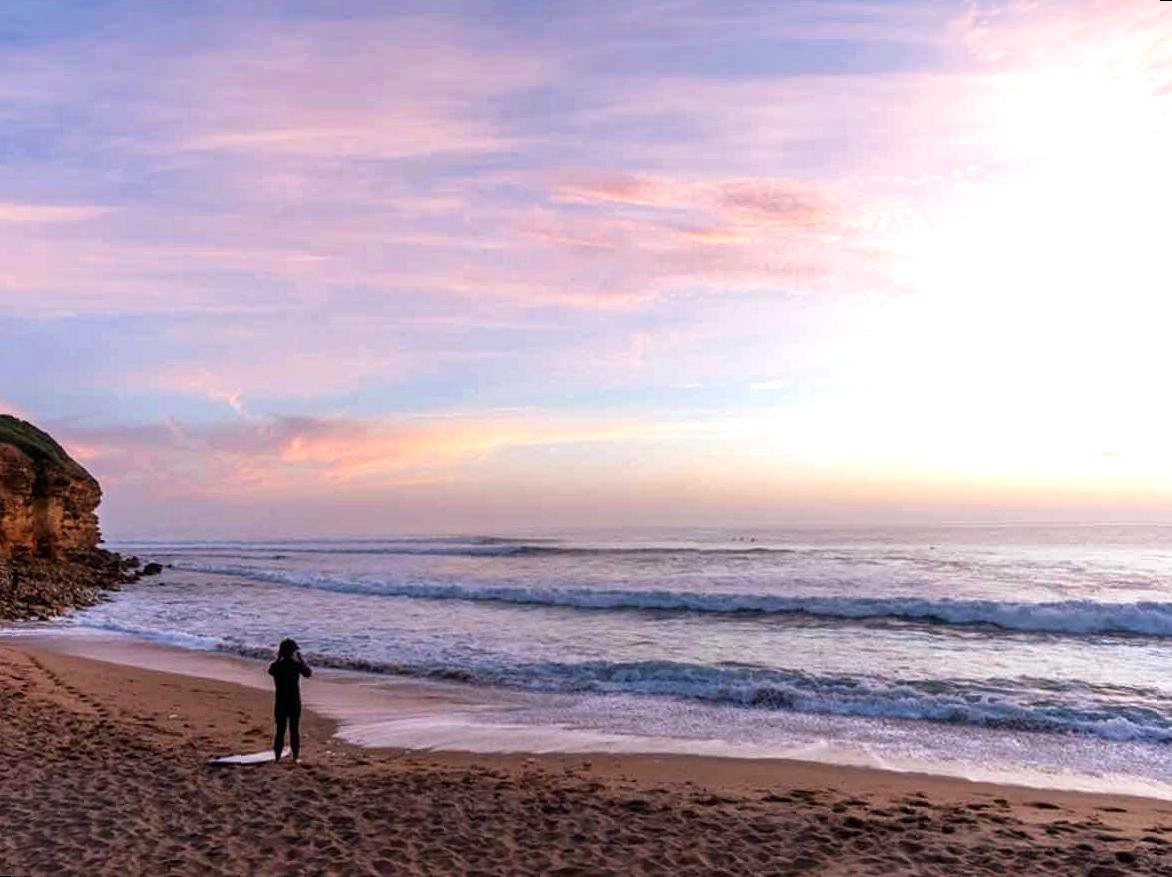 democratunity | Bells Beach: Legendary Surfing Destination