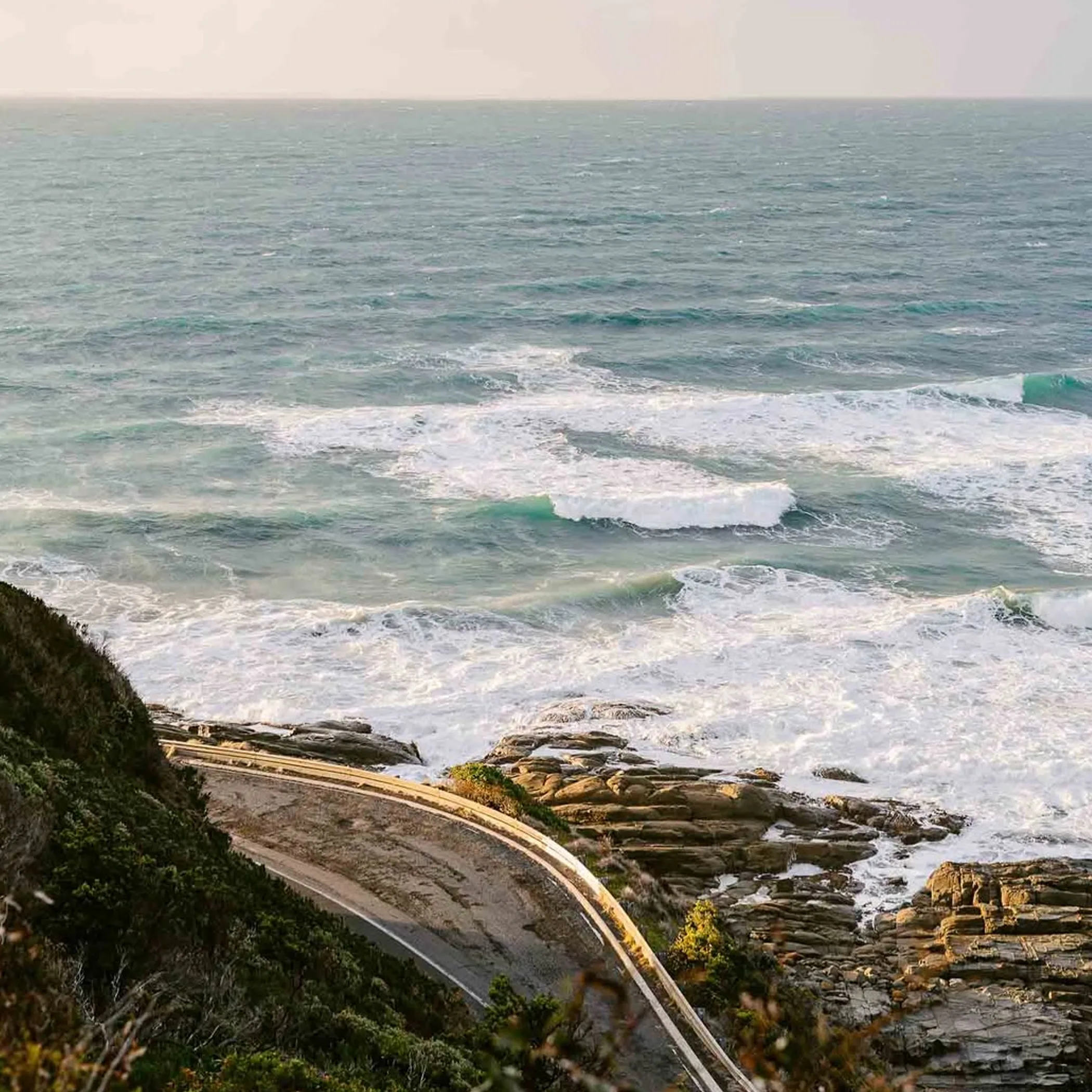 coastal road between melbourne and adelaide